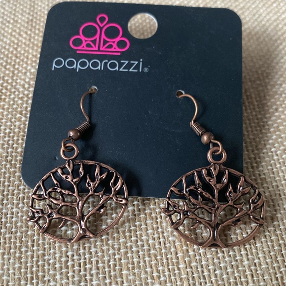 Paparazzi “Tree of Life” earrings - Picture 1 of 1